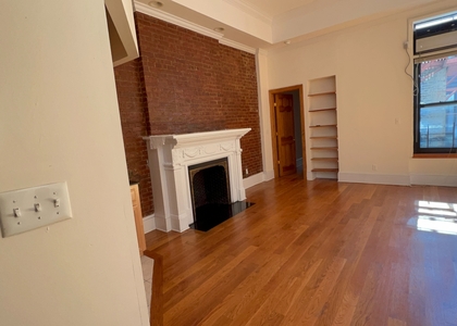 3 Bedrooms, Upper West Side Rental in NYC for $6,300 - Photo 1