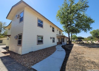 2 Bedrooms, Jefferson Rental in San Antonio, TX for $1,300 - Photo 1