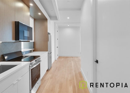 2 Bedrooms, Greenpoint Rental in NYC for $4,083 - Photo 1