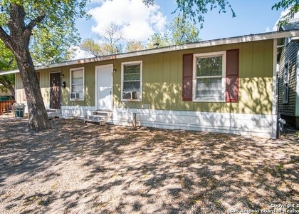 2 Bedrooms, Dignowity Hill Rental in San Antonio, TX for $925 - Photo 1