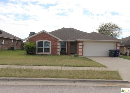 4 Bedrooms, Copperas Cove Rental in Killeen-Temple-Fort Hood, TX for $1,600 - Photo 1