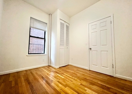 1 Bedroom, Yorkville Rental in NYC for $2,295 - Photo 1