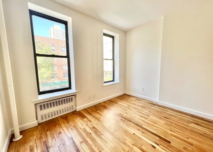 2 Bedrooms, Yorkville Rental in NYC for $3,850 - Photo 1