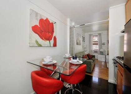 East 61st Street - Photo 1