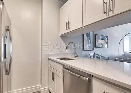 2 Bedrooms, Yorkville Rental in NYC for $4,880 - Photo 1