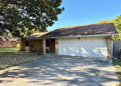 3 Bedrooms, Temple Rental in Killeen-Temple-Fort Hood, TX for $1,800 - Photo 1