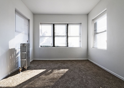 2 Bedrooms, Gresham Rental in Chicago, IL for $930 - Photo 1