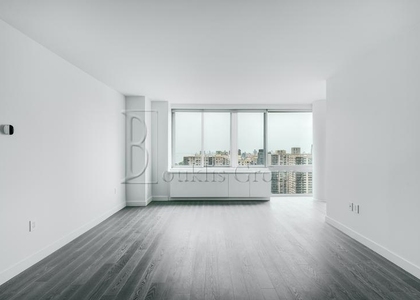 3 Bedrooms, Lincoln Square Rental in NYC for $7,219 - Photo 1