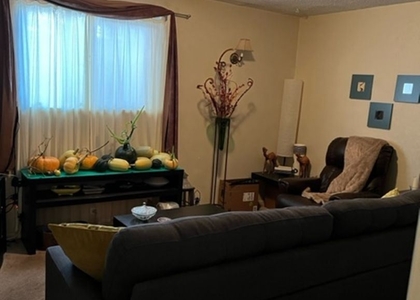 2 Bedrooms, Arapahoe Rental in Denver, CO for $1,250 - Photo 1