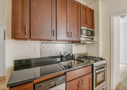 2 Bedrooms, Crown Heights Rental in NYC for $2,595 - Photo 1