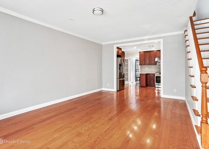 2 Bedrooms, Williamsburg Rental in NYC for $5,995 - Photo 1