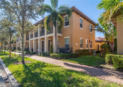 3 Bedrooms, Miramar-Pembroke Pines Rental in Miami, FL for $3,200 - Photo 1