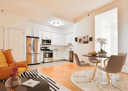 135 William Street - Photo 1