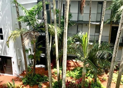 2 Bedrooms, Forest Hills Rental in Miami, FL for $2,150 - Photo 1