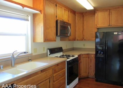 6 Bedrooms, South Campus Rental in Chico, CA for $5,595 - Photo 1