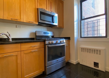 3 Bedrooms, Yorkville Rental in NYC for $8,400 - Photo 1