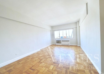 2 Bedrooms, Upper East Side Rental in NYC for $3,999 - Photo 1