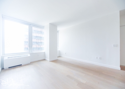 2 Bedrooms, Financial District Rental in NYC for $6,004 - Photo 1