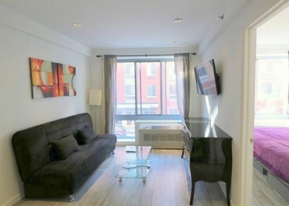 2 Bedrooms, Hell's Kitchen Rental in NYC for $4,500 - Photo 1