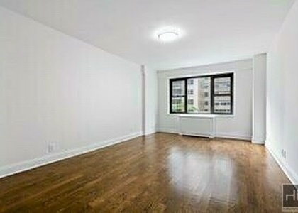 Studio, Sutton Place Rental in NYC for $2,880 - Photo 1