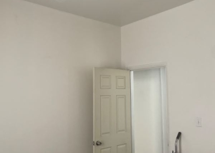 3 Bedrooms, Proviso Rental in Chicago, IL for $1,600 - Photo 1