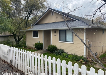 3 Bedrooms, Placer Rental in Sacramento, CA for $2,155 - Photo 1