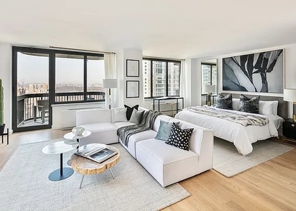 Studio, Theater District Rental in NYC for $3,670 - Photo 1