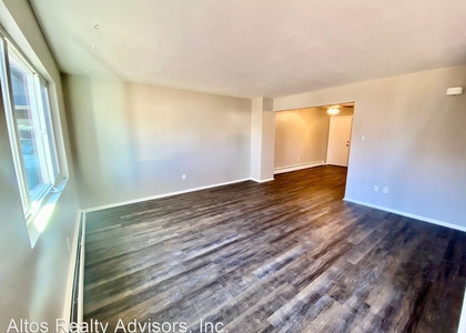 2 Bedrooms, Greenwood Manor Rental in Denver, CO for $1,650 - Photo 1