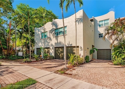 3 Bedrooms, Sailboat Bend Rental in Miami, FL for $3,700 - Photo 1