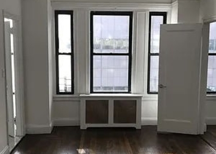 1 Bedroom, Turtle Bay Rental in NYC for $3,500 - Photo 1