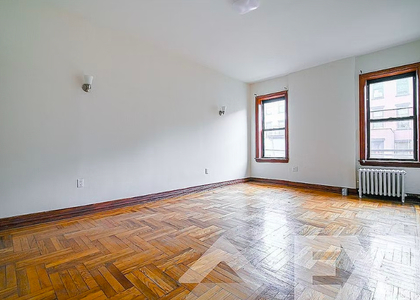 3 Bedrooms, Crown Heights Rental in NYC for $3,370 - Photo 1