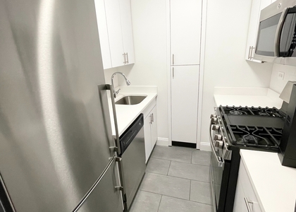1 Bedroom, Sutton Place Rental in NYC for $4,600 - Photo 1