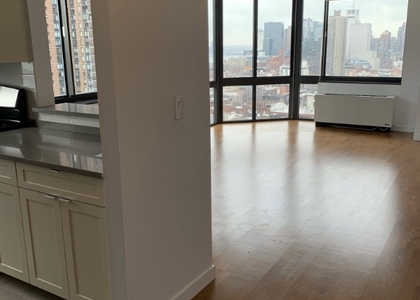 2 Bedrooms, Hudson Yards Rental in NYC for $5,195 - Photo 1