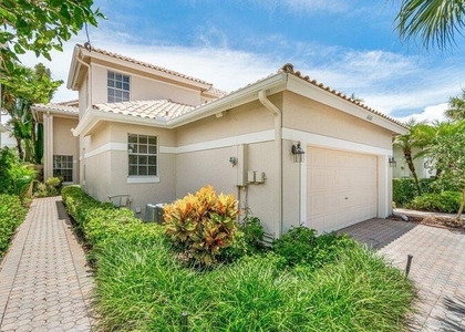 3 Bedrooms, Banyans of Arvida Country Club Rental in Miami, FL for $4,000 - Photo 1