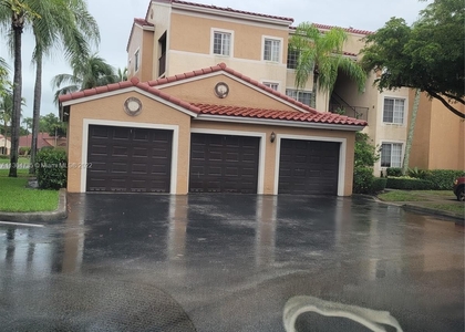 3 Bedrooms, St. Andrews at Miramar Rental in Miami, FL for $2,680 - Photo 1