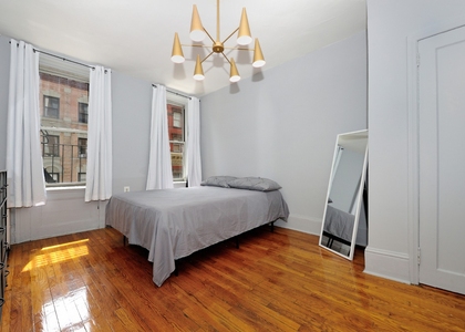 East 91st Street - Photo 1