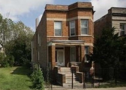 3 Bedrooms, Englewood Rental in Chicago, IL for $1,325 - Photo 1