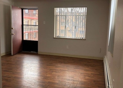 2 Bedrooms, Arapahoe Rental in Denver, CO for $1,375 - Photo 1