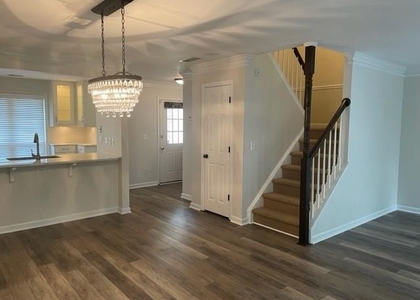 2 Bedrooms, Ivy Glen Townhouses Rental in Atlanta, GA for $2,100 - Photo 1