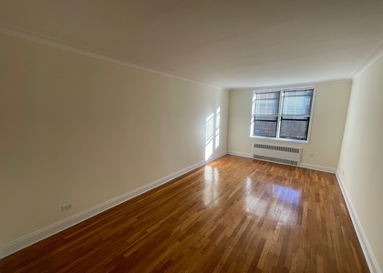1 Bedroom, Jackson Heights Rental in NYC for $2,150 - Photo 1
