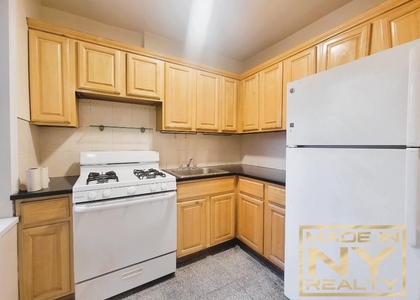 2 Bedrooms, Rego Park Rental in NYC for $2,900 - Photo 1
