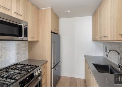 2 Bedrooms, Hell's Kitchen Rental in NYC for $6,700 - Photo 1