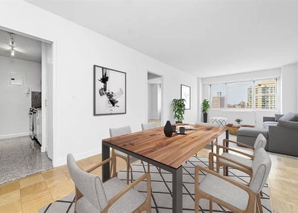 2 Bedrooms, Yorkville Rental in NYC for $6,366 - Photo 1