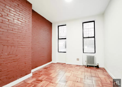 2 Bedrooms, Hell's Kitchen Rental in NYC for $3,600 - Photo 1
