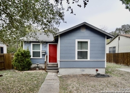 2 Bedrooms, Highland Park Rental in San Antonio, TX for $1,295 - Photo 1