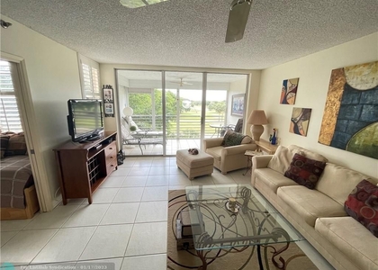 2 Bedrooms, Palm Aire Rental in Miami, FL for $1,950 - Photo 1