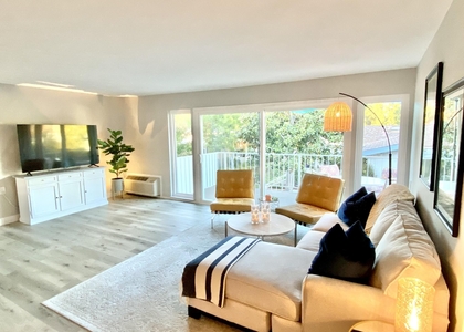 2 Bedrooms, Orange Rental in Los Angeles, CA for $3,000 - Photo 1