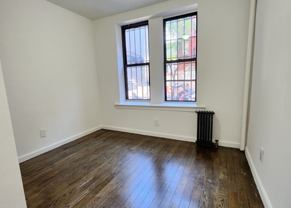 2 Bedrooms, Hell's Kitchen Rental in NYC for $4,250 - Photo 1