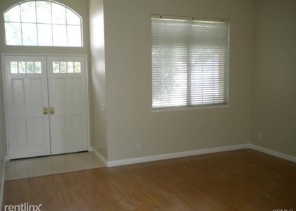 4 Bedrooms, Sunset Rental in Los Angeles, CA for $3,500 - Photo 1