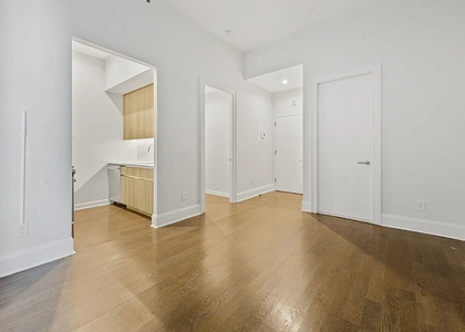 Studio, Financial District Rental in NYC for $2,743 - Photo 1